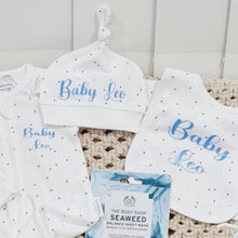 Load image into Gallery viewer, baby&#39;s name on clothes sydney
